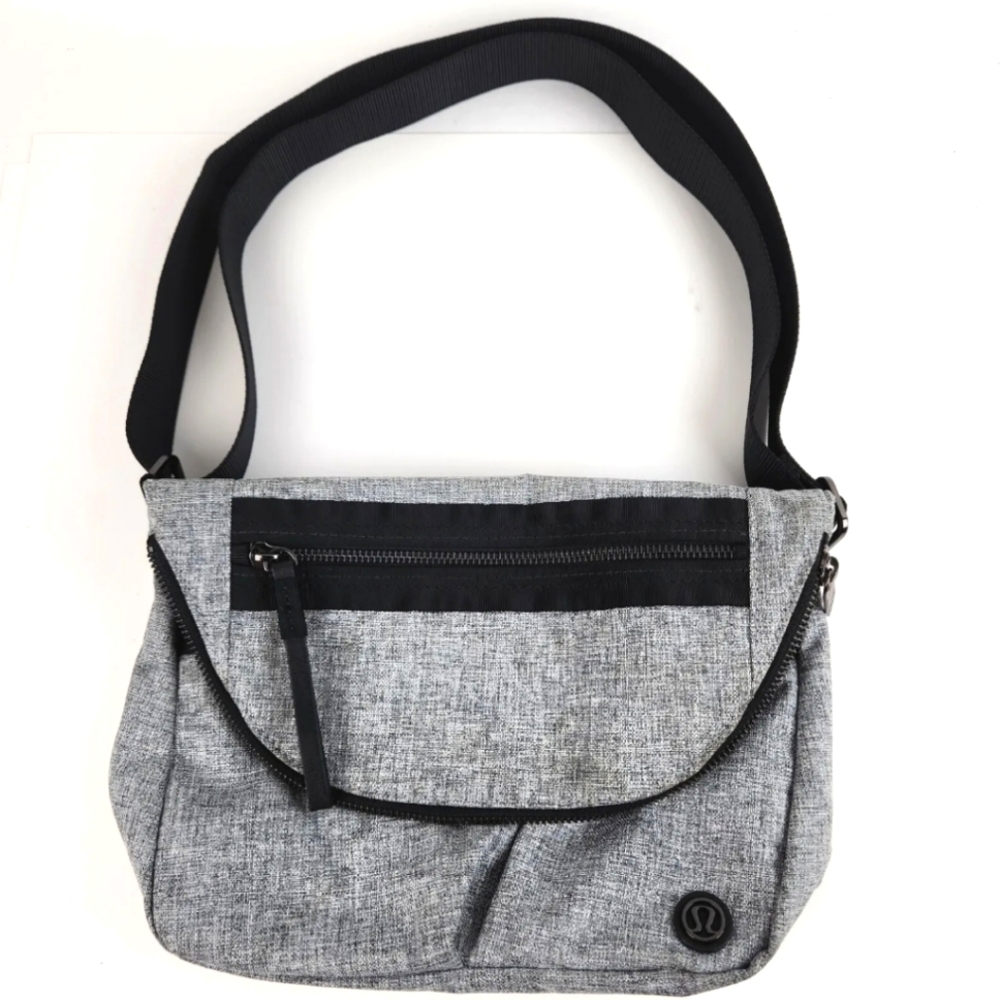 Very Rare & Authentic Lululemon Festival II Bag HEATHERED BLACK/Gray Waterproof - Picture 5 of 16